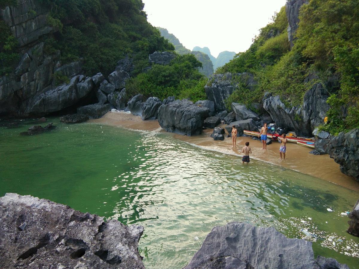 Anh Thuan Hotel 1 Cat Ba Island Eksteriør bilde