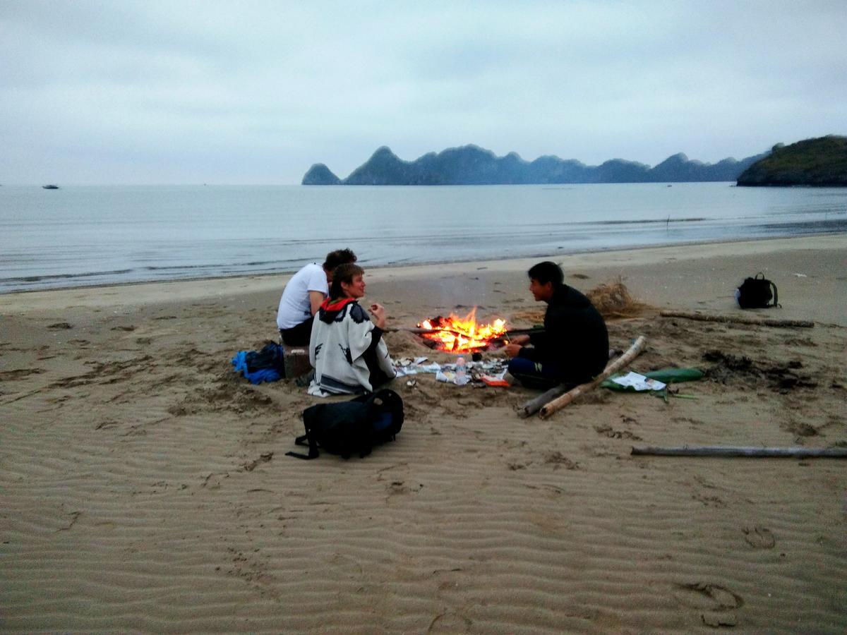 Anh Thuan Hotel 1 Cat Ba Island Eksteriør bilde